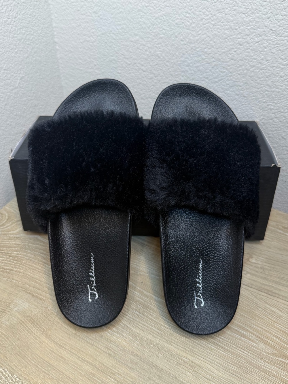 Trillium Black Faux Fur Slides
